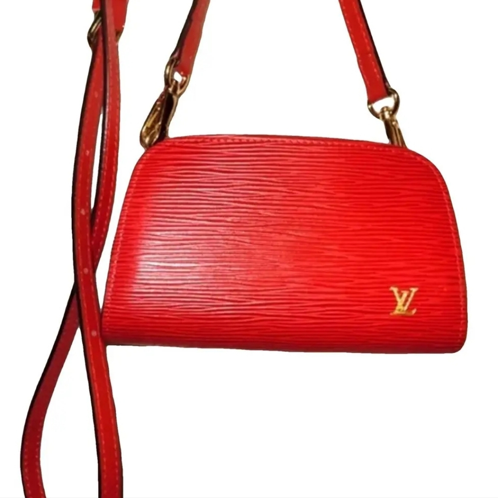 Louis Vuitton Epi Dauphine Jaune Red Clutch Toiletry Crossbody Bag Authent8c - Picture 3 of 17